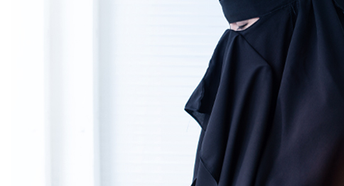 التكفل بالعمرة